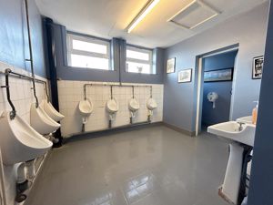 Men's Toilets- click for photo gallery